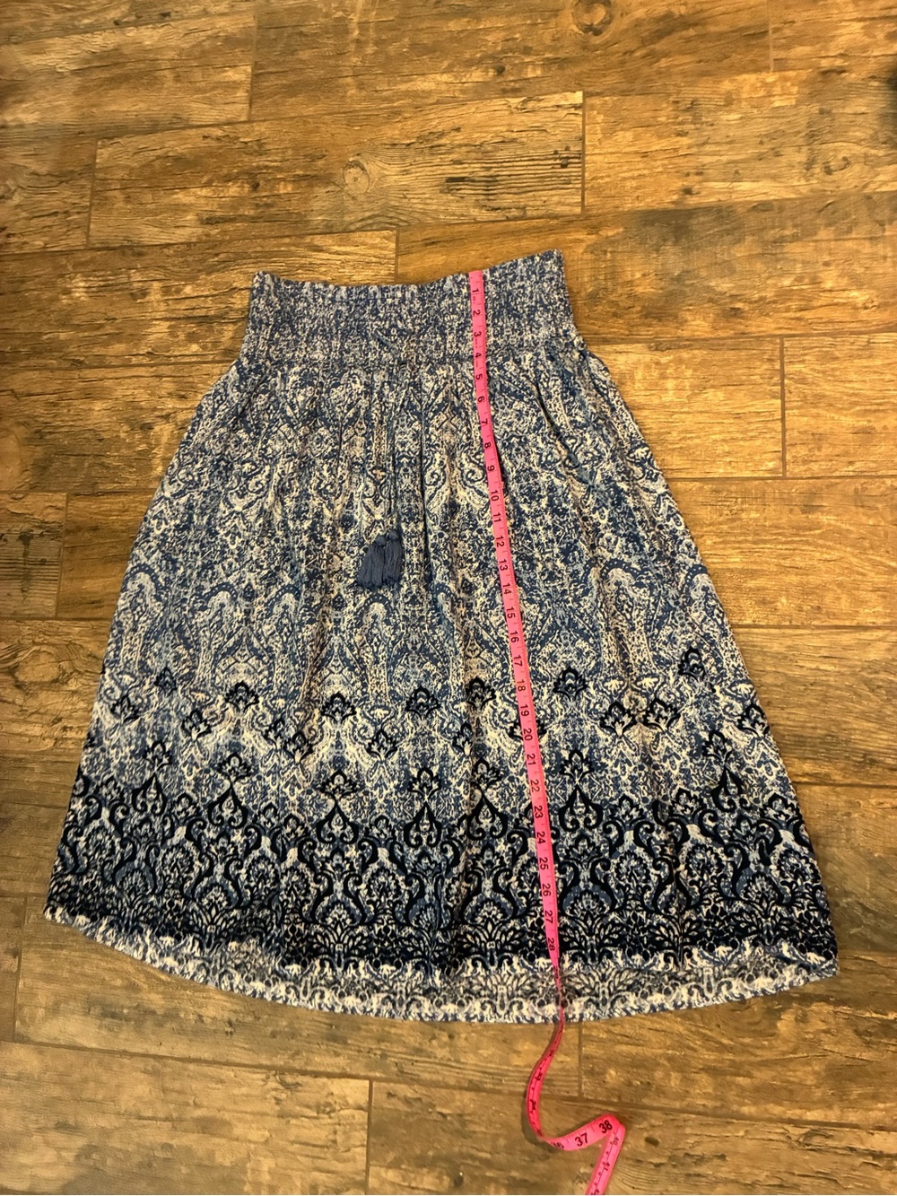 Women’s J Jill Blue & white paisley print Smocked Waist Midi Skirt - Picture 6 of 7